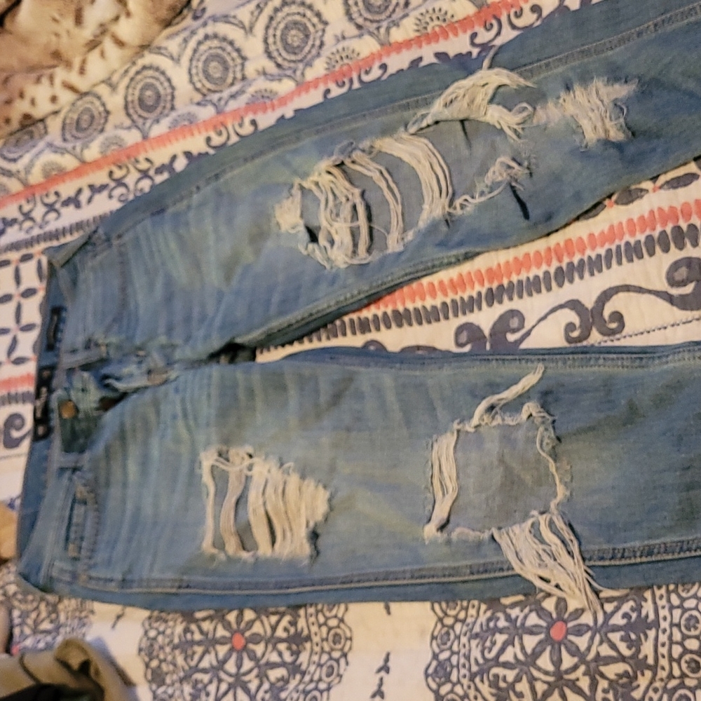Jeans - Picture 2 of 4